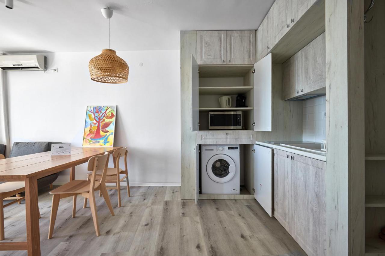 1bd Flat With A Stunning Sea View In *