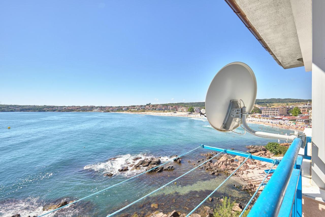 1bd Flat With A Stunning Sea View In